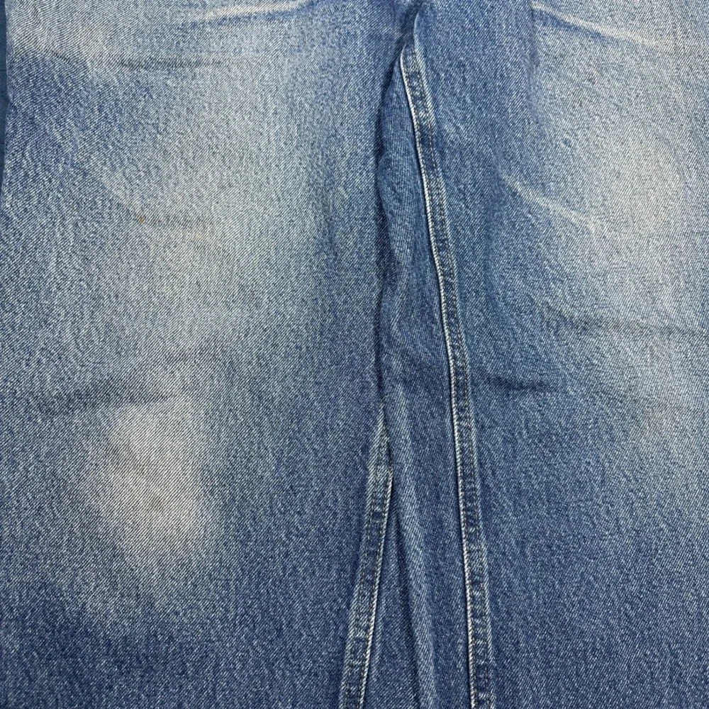 Carhartt Relaxed Fit Jeans Mens 38x32 Blue Denim Work Pants 381-83